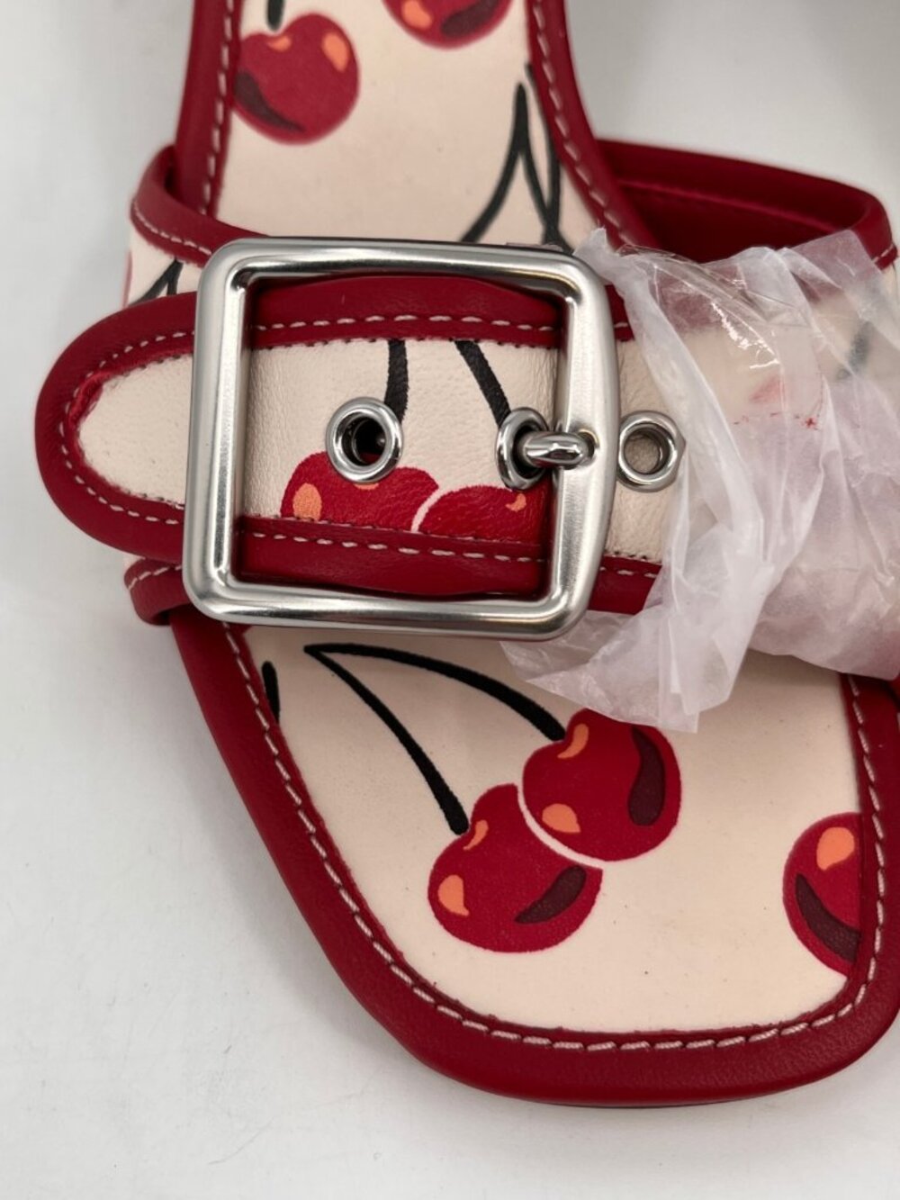 COACH Margot Sandal Red Cherry Print Leather Buckle Strap Kitten Size 6 - Picture 2 of 16
